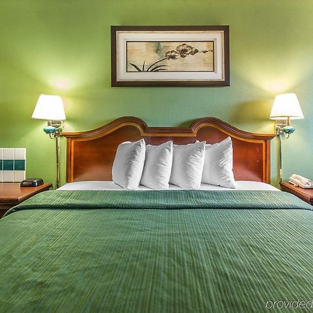 Quality Inn And Suites Μαίηκον Εξωτερικό φωτογραφία
